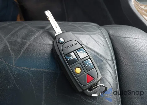 2011 Volvo Xc90 3.2 from USA, damaged, VIN YV4952CZ3B1575587